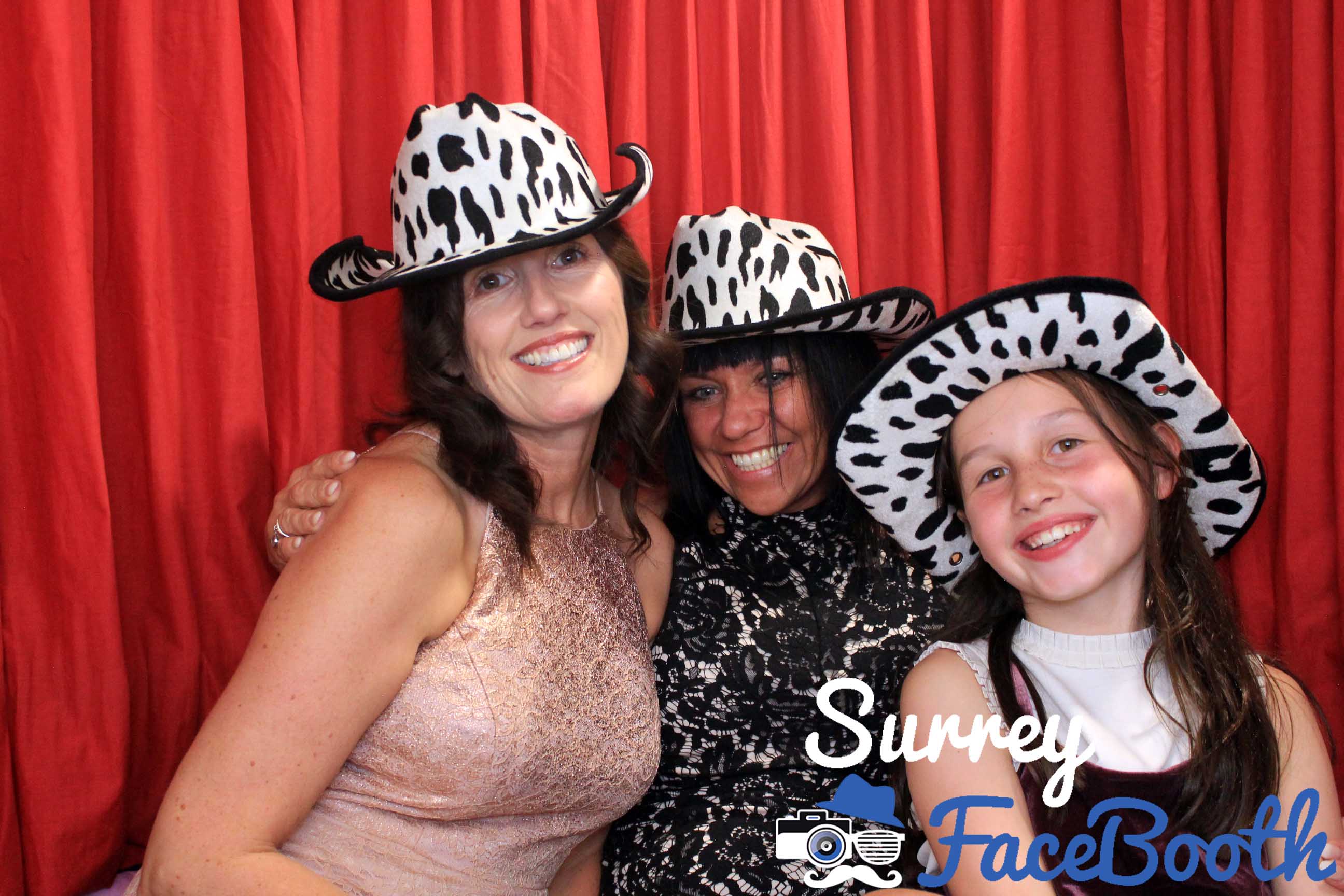 Sheila's 50th Birthday Party | View more photos from the event at galleries.surreyfacebooth.co.uk/u/Surrey-FaceBooth/Sheilas-50th-Birthday-Party